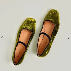 Madewell Greta Green Velvet Ballet Flats.  NEW no box.